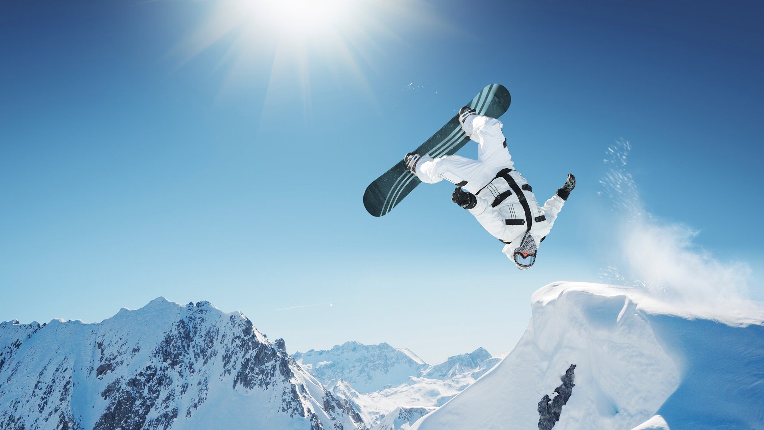 《电竞赛事中的“黑科技”大比拼：未来场景无限可能》，电竞赛事预测分析